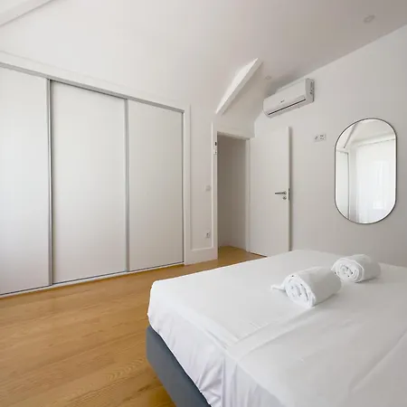 Vibrant Apartments-bonfim Apartment